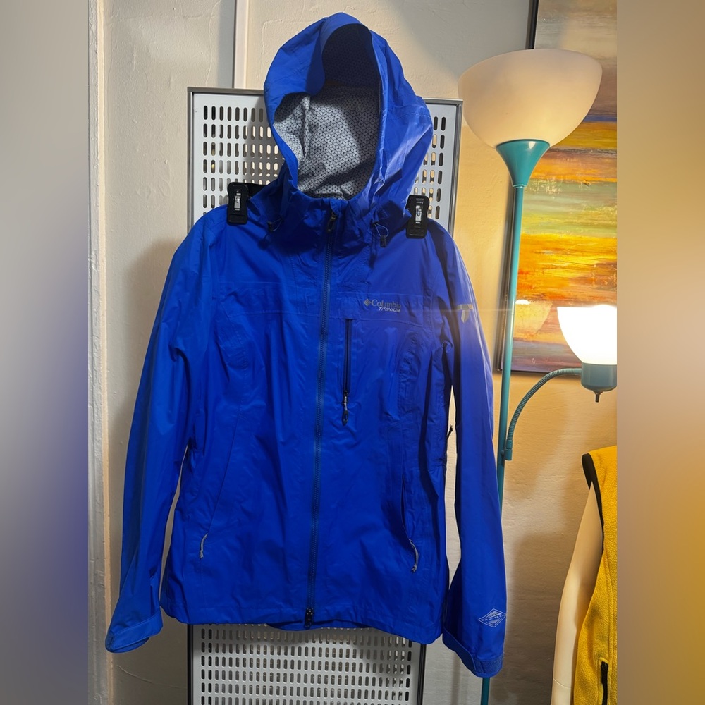 Columbia Women's Vibrant Blue Ski Jacket